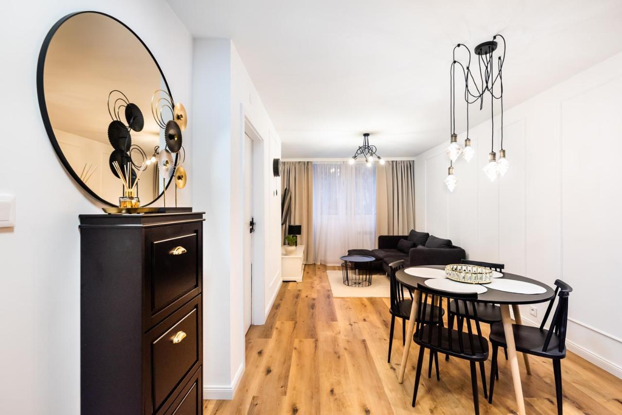 Fort Wola Golden Apartment Warszawa Eksteriør bilde